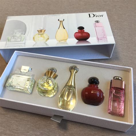 dior ミニ香水セット